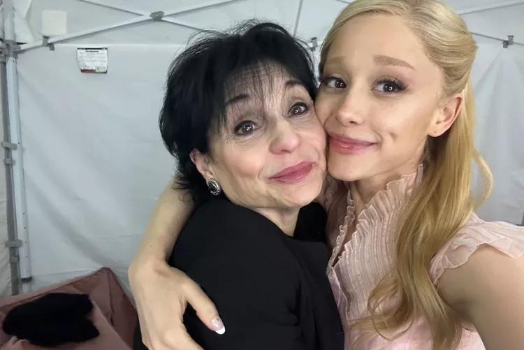 Joan Grande Joan Grande